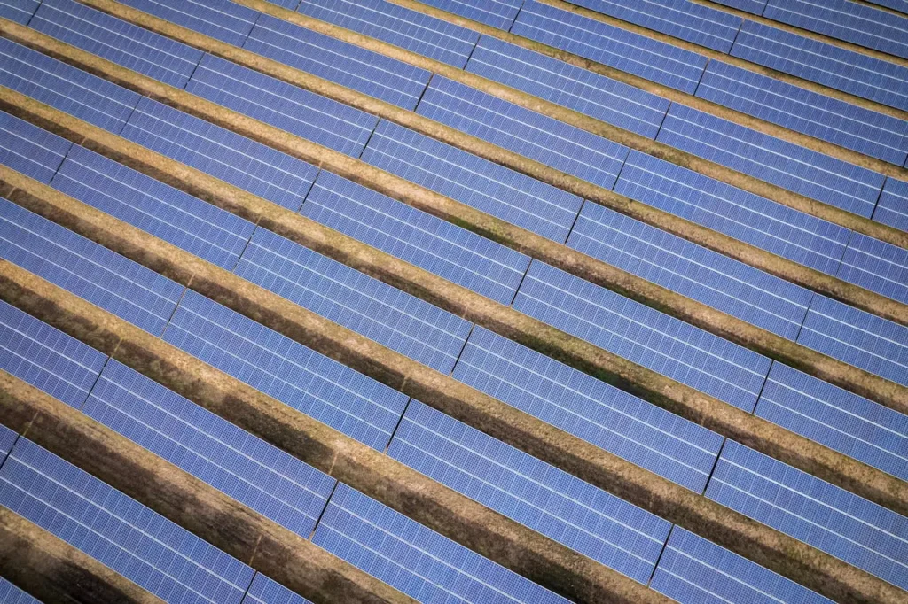 como escolher a tecnologia certa de painéis solares